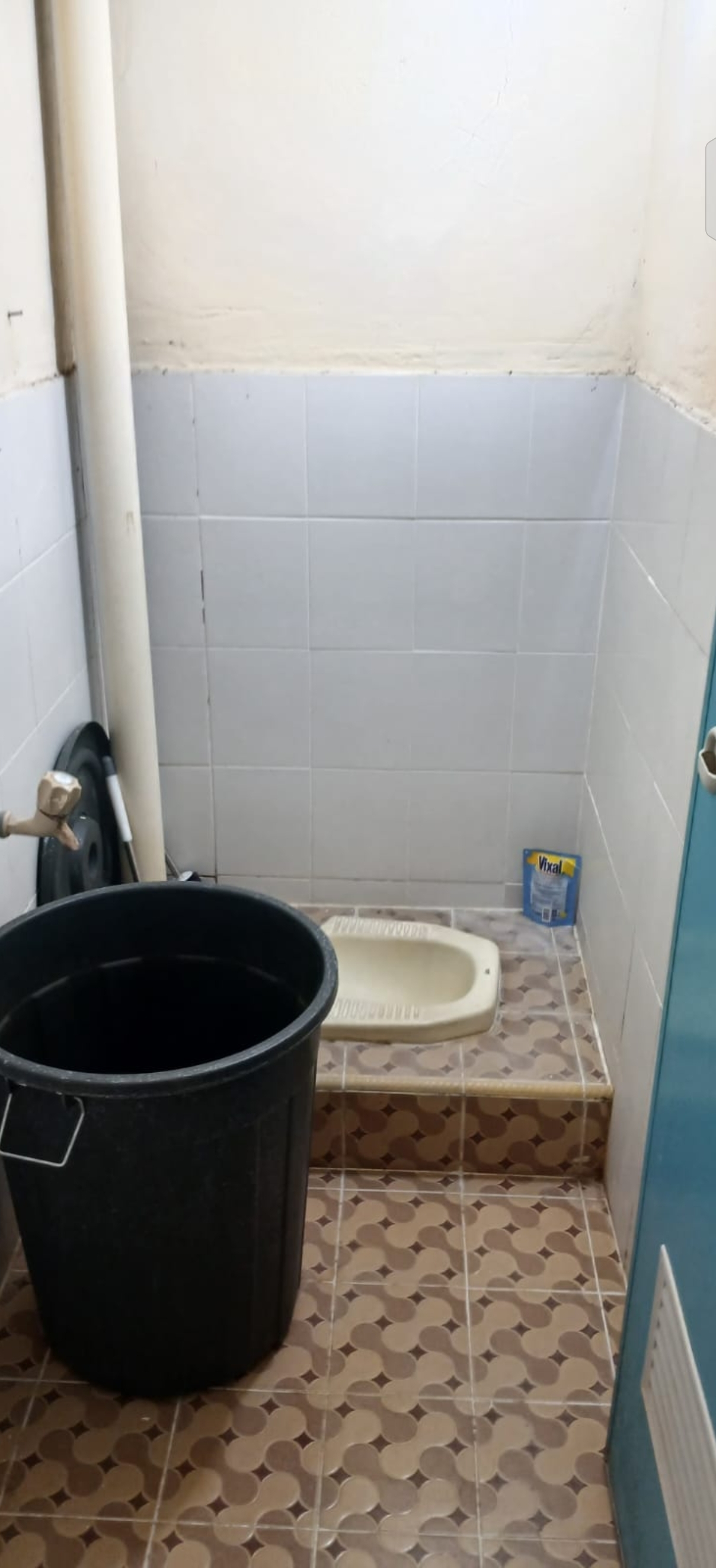 Kamar mandi dalam Kos Cemara Putri 41