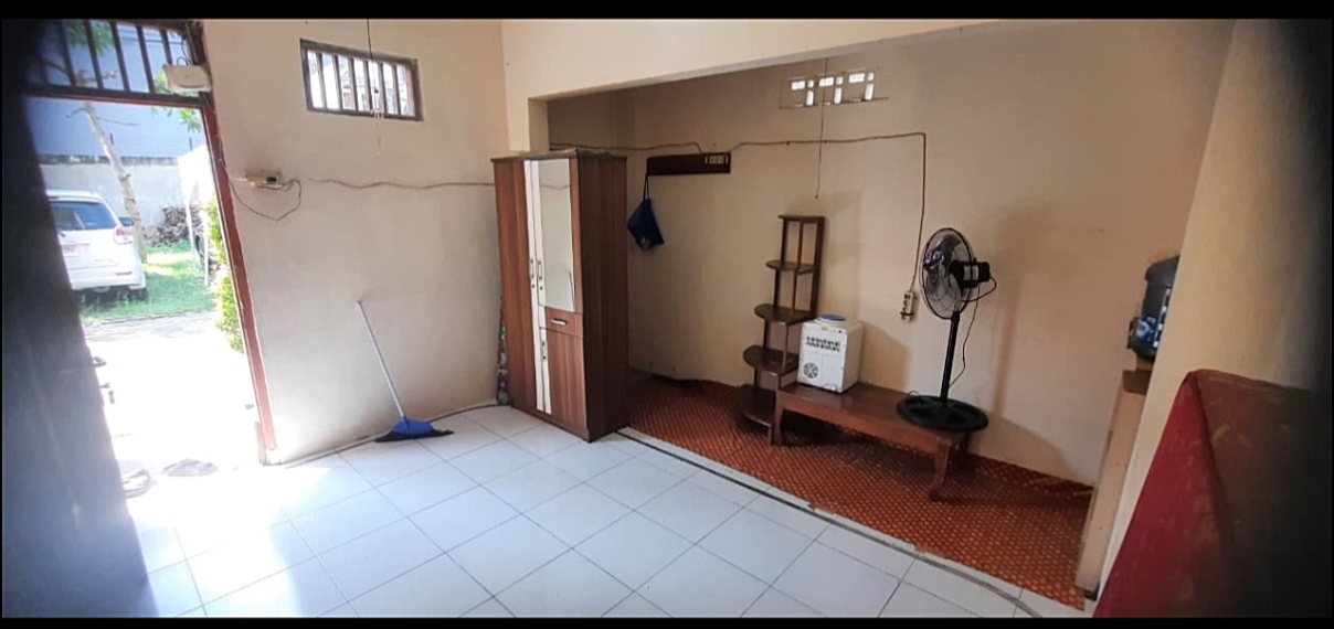 Kamar Non-AC Luas Kos Cemara Putri 41